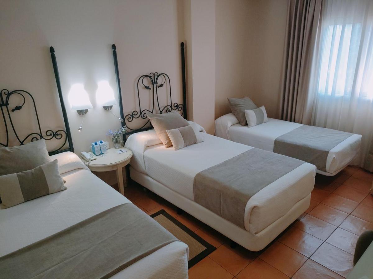 Alboran Algeciras Hotel Buitenkant foto