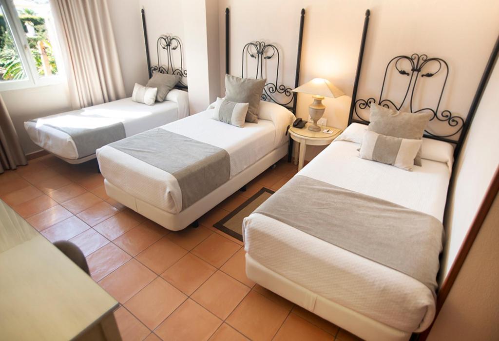 Alboran Algeciras Hotel Buitenkant foto